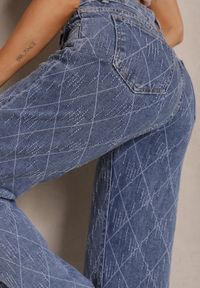 Renee - Niebieskie Jeansy High Waist z Szeroką Nogawką w Romby Carinell. Okazja: na co dzień. Stan: podwyższony. Kolor: niebieski. Styl: elegancki, casual #5