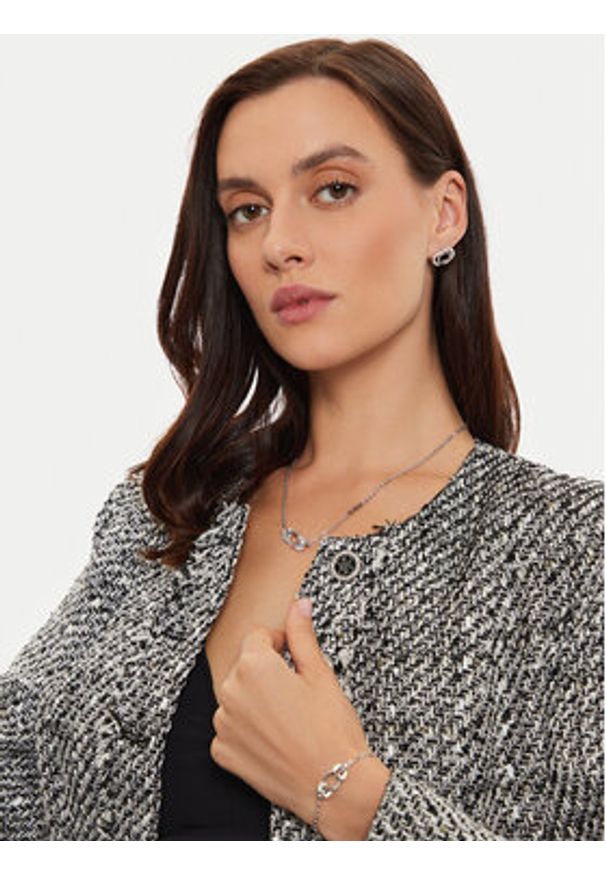 Guess Kolczyki JUBE04 511JW Srebrny. Materiał: metalowe. Kolor: srebrny