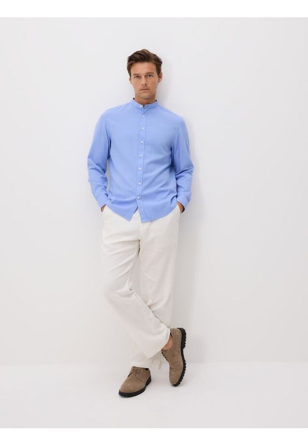 Reserved - Koszula regular z bawełny egipskiej - niebieski. Kolor: niebieski. Materiał: bawełna