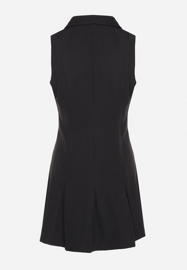 Born2be - Czarna Koszulowa Sukienka z Ozdobnymi Guzikami Redellee. Okazja: na co dzień, na spacer. Typ kołnierza: kołnierzyk klasyczny. Kolor: czarny. Typ sukienki: koszulowe. Styl: klasyczny, casual