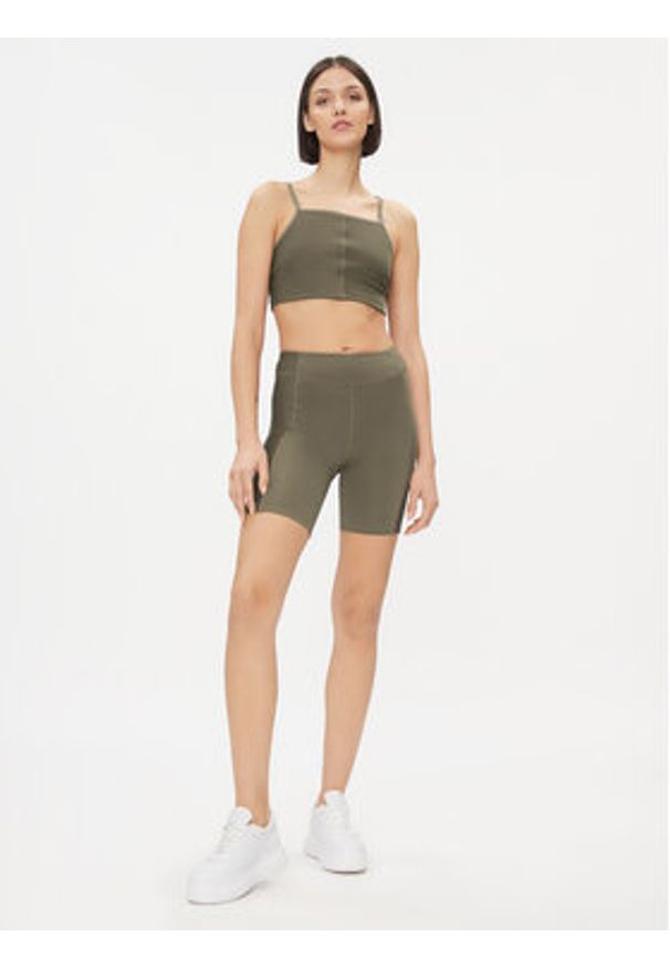 Reebok Szorty sportowe Yoga Performance IM4041 Zielony Tight Fit. Kolor: zielony. Materiał: syntetyk