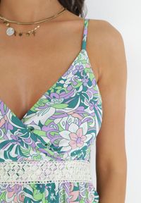 Born2be - Zielona Sukienka na Cienkich Ramiączkach z Kopertowym Dekoltem Jacie. Kolor: zielony. Długość rękawa: na ramiączkach. Typ sukienki: kopertowe. Długość: maxi #4