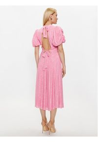 ROTATE Sukienka koktajlowa Sequins Puff Sleeve 100058224 Różowy Regular Fit. Kolor: różowy. Materiał: syntetyk. Styl: wizytowy #3