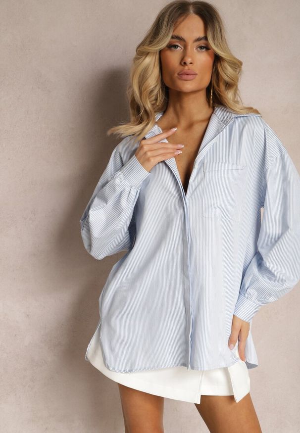 Renee - Niebieska Koszula z Długim Rękawem Zapinana na Guziki z Kieszonką Vloenni. Okazja: na co dzień. Typ kołnierza: kołnierzyk klasyczny. Kolekcja: plus size. Kolor: niebieski. Długość rękawa: długi rękaw. Długość: długie. Styl: klasyczny, elegancki, casual