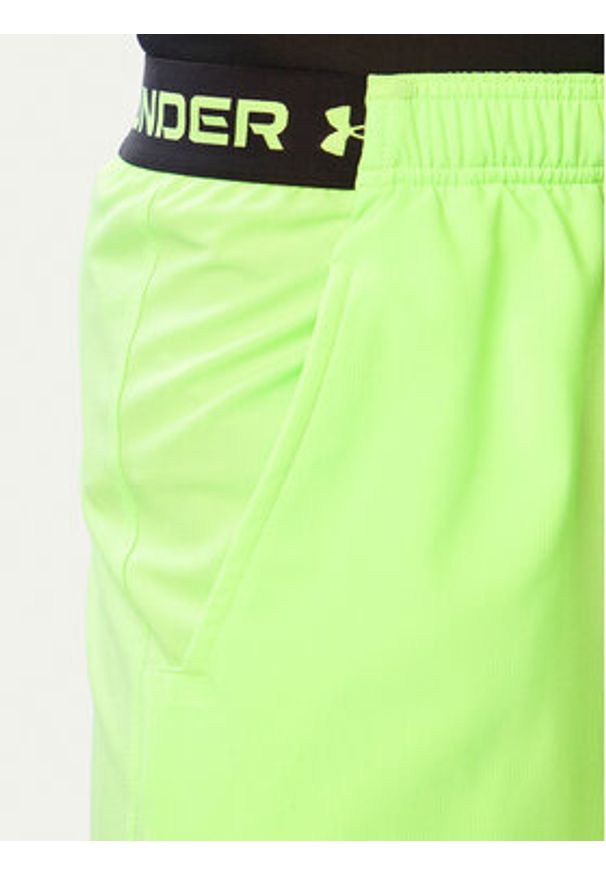 Under Armour Szorty sportowe Vanish Woven 6in 1373718 Zielony jasny Regular Fit. Kolor: zielony. Materiał: syntetyk
