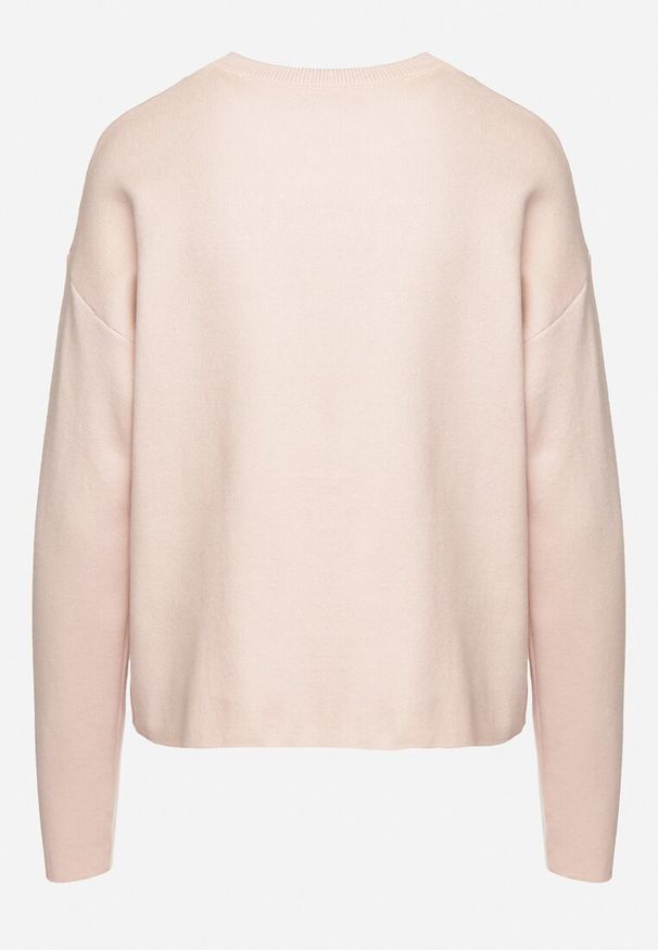 Born2be - Jasnoróżowy Sweter o Pudełkowym Kroju z Ozdobną Kieszonką Seaviraen. Okazja: do pracy, na co dzień. Kolor: różowy. Materiał: jeans. Długość rękawa: długi rękaw. Długość: długie. Styl: casual, elegancki