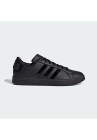 Buty Adidas Star Wars Grand Court. Kolor: czarny. Materiał: materiał. Wzór: motyw z bajki