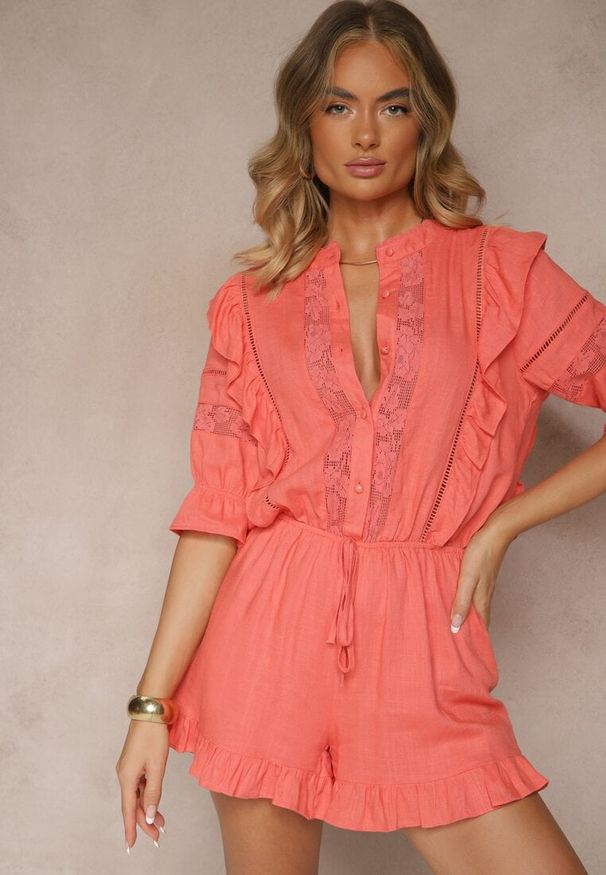 Renee - Pomarańczowy Wiskozowy Kombinezon z Lnem w Rustykalnym Stylu z Koronką i Falbanami Linulia. Okazja: na co dzień. Kolor: pomarańczowy. Materiał: koronka, len, wiskoza. Wzór: koronka. Sezon: lato. Styl: casual, elegancki