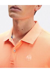 North Sails - NORTH SAILS - Pomarańczowa koszulka polo z haftowanym logo. Typ kołnierza: polo. Kolor: pomarańczowy. Materiał: bawełna. Wzór: haft #4