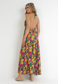 Born2be - Żółto-Fuksjowa Rozkloszowana Sukienka Maxi Wiązana na Szyi z Wiskozy w Kwiaty Enisa. Kolor: żółty. Materiał: wiskoza. Wzór: kwiaty. Sezon: wiosna, lato. Długość: maxi #4