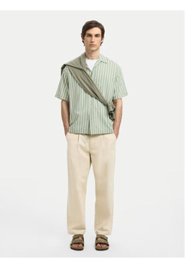 Selected Homme Koszula 16091381 Zielony Relaxed Fit. Kolor: zielony. Materiał: bawełna