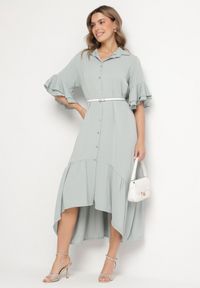 Born2be - Jasnozielona Sukienka Koszulowa z Ozdobną Falbanką Daviravie. Okazja: na co dzień. Kolor: zielony. Typ sukienki: koszulowe. Styl: elegancki, casual, klasyczny #7