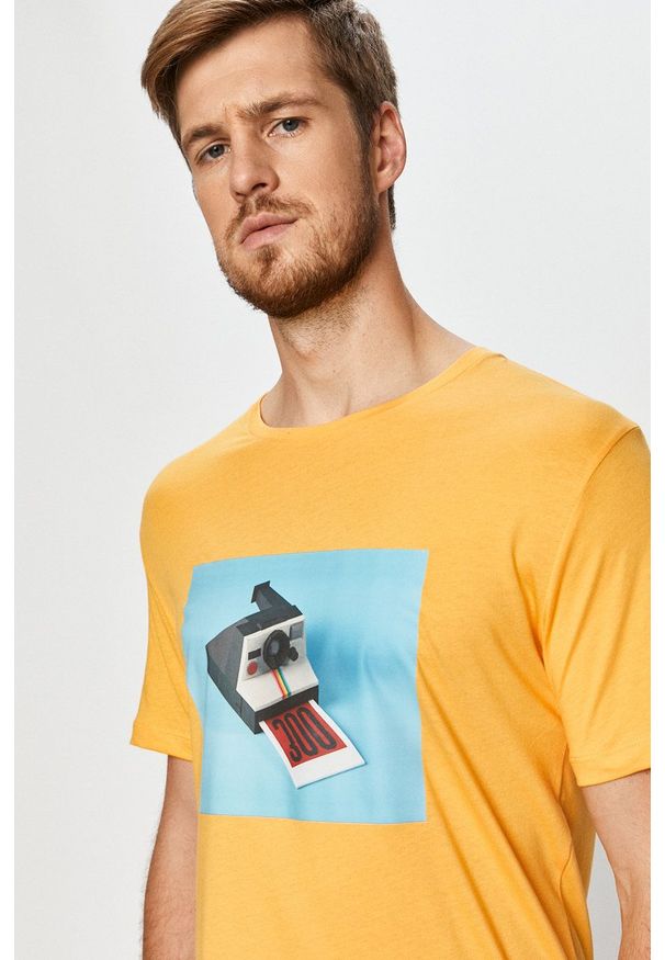 John Frank - T-shirt. Okazja: na co dzień. Kolor: żółty. Wzór: nadruk. Styl: casual