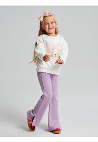 Sinsay - Spodnie z rozszerzaną nogawką - beżowy. Kolor: beżowy #1