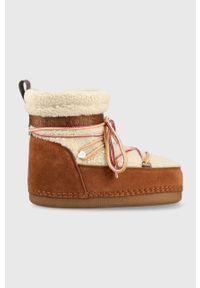 MICHAEL Michael Kors śniegowce Zelda kolor brązowy. Nosek buta: okrągły. Zapięcie: sznurówki. Kolor: brązowy. Materiał: guma #1