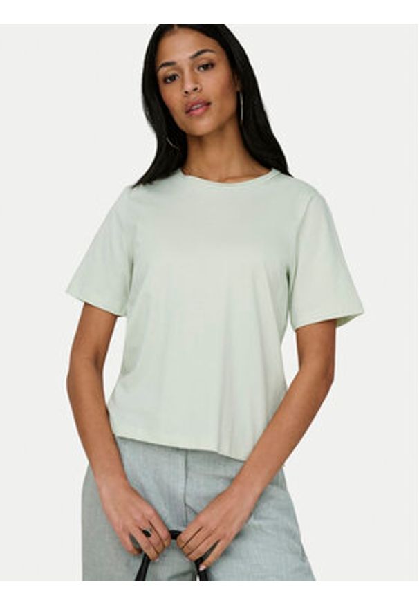 only - ONLY T-Shirt 15270390 Zielony Regular Fit. Kolor: zielony. Materiał: bawełna