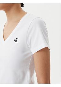 Calvin Klein Jeans T-Shirt J20J213716 Biały Regular Fit. Kolor: biały. Materiał: bawełna #4