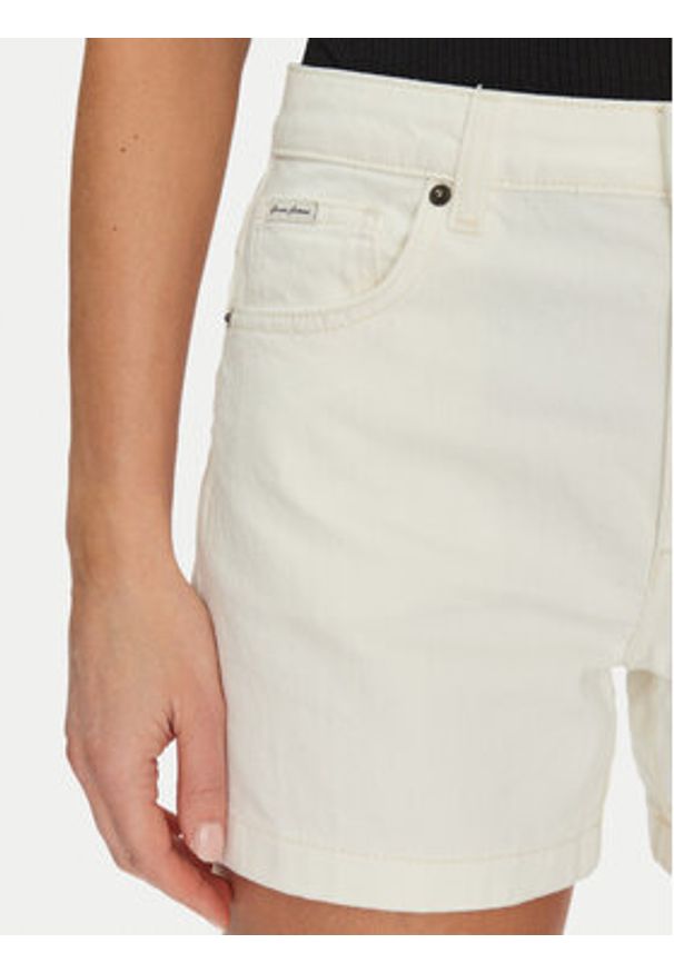 Guess Jeans Szorty materiałowe W5GD0S D5M62 Biały Regular Fit. Kolor: biały. Materiał: bawełna