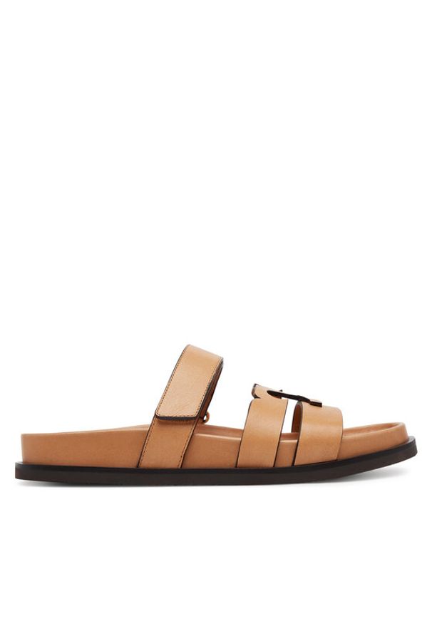 Tory Burch Klapki Ines Sport 168791 Brązowy. Kolor: brązowy. Materiał: skóra. Styl: sportowy