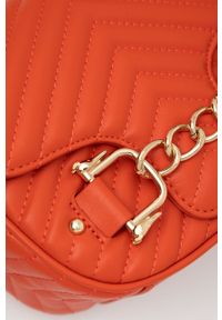 Trussardi Jeans - Trussardi torebka kolor pomarańczowy. Kolor: pomarańczowy. Materiał: pikowane. Rodzaj torebki: na ramię #3