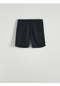 Reserved - Szorty chino regular - czarny. Kolor: czarny. Materiał: bawełna, tkanina #1