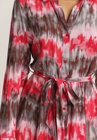 Renee - Czerwona Sukienka Thronanthe. Kolor: czerwony. Długość rękawa: długi rękaw. Typ sukienki: koszulowe. Długość: maxi #5