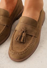 Born2be - Ciemnobeżowe Mokasyny VICES ze Skórzaną Wkładką i Frędzlami Leuconisse. Okazja: na co dzień. Kolor: beżowy. Materiał: skóra. Wzór: aplikacja. Styl: casual, elegancki #4