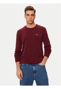 Tommy Jeans Sweter Essential DM0DM18370 Bordowy Slim Fit. Kolor: czerwony. Materiał: bawełna