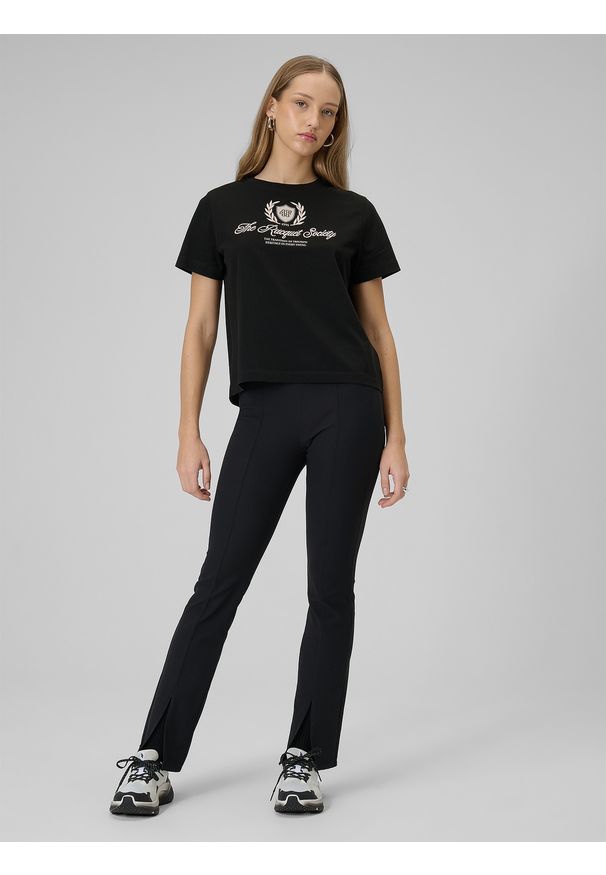 4f - 4F T-shirt boxy z nadrukiem damski - czarny L. Okazja: na co dzień. Kolor: czarny. Materiał: dzianina, bawełna, materiał. Wzór: nadruk. Styl: casual