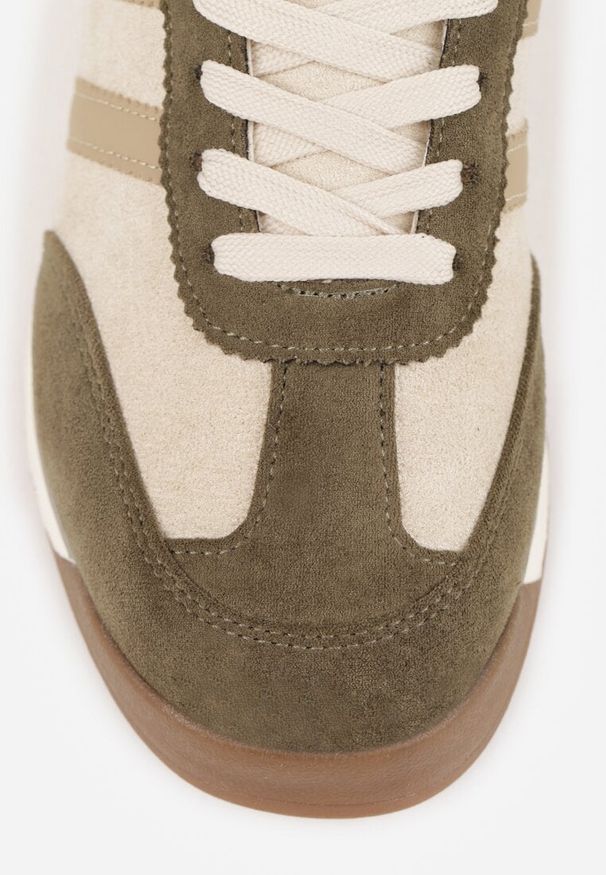 Renee - Zielone Sneakersy Ozdobione z Boku Paskami Ariene. Okazja: na co dzień. Zapięcie: pasek. Kolor: zielony. Materiał: jeans. Wzór: aplikacja