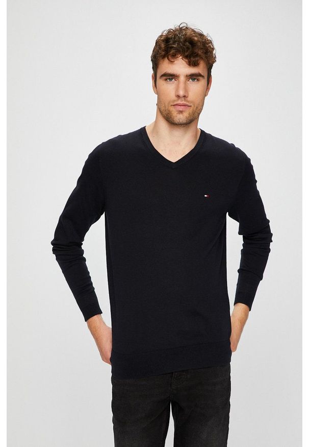 TOMMY HILFIGER - Tommy Hilfiger - Sweter. Okazja: na co dzień. Kolor: niebieski. Materiał: dzianina. Styl: casual