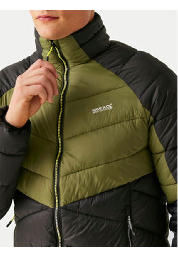 Regatta Kurtka zimowa Dalent RMN248 Zielony Regular Fit. Kolor: zielony. Materiał: syntetyk. Sezon: zima