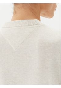 Tommy Jeans Sweter Essential DW0DW20159 Beżowy Regular Fit. Kolor: beżowy. Materiał: bawełna #5