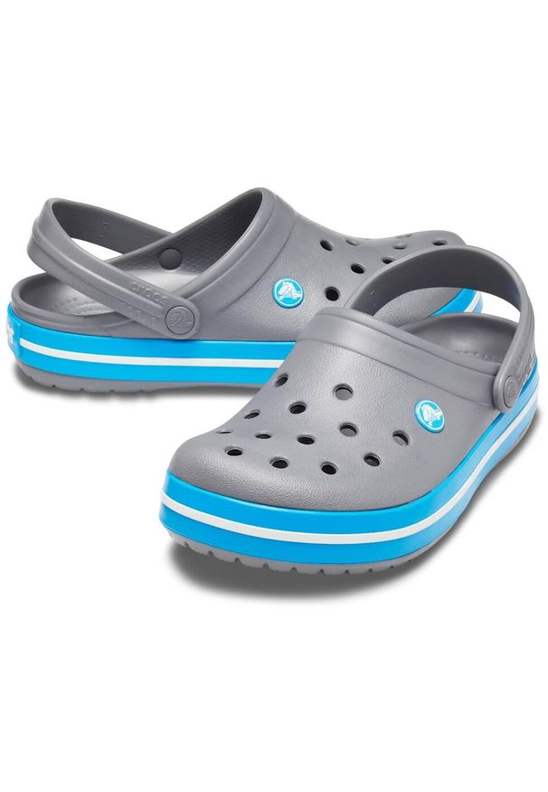 Chodaki Crocs Crocband. Kolor: biały, wielokolorowy, niebieski, szary. Materiał: materiał, syntetyk