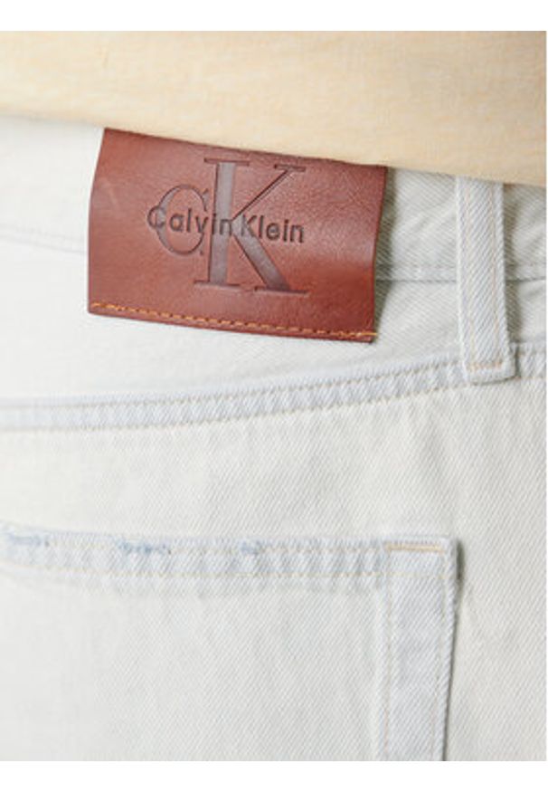 Calvin Klein Jeans Szorty jeansowe Classic LV04RF787G Écru Regular Fit. Materiał: bawełna