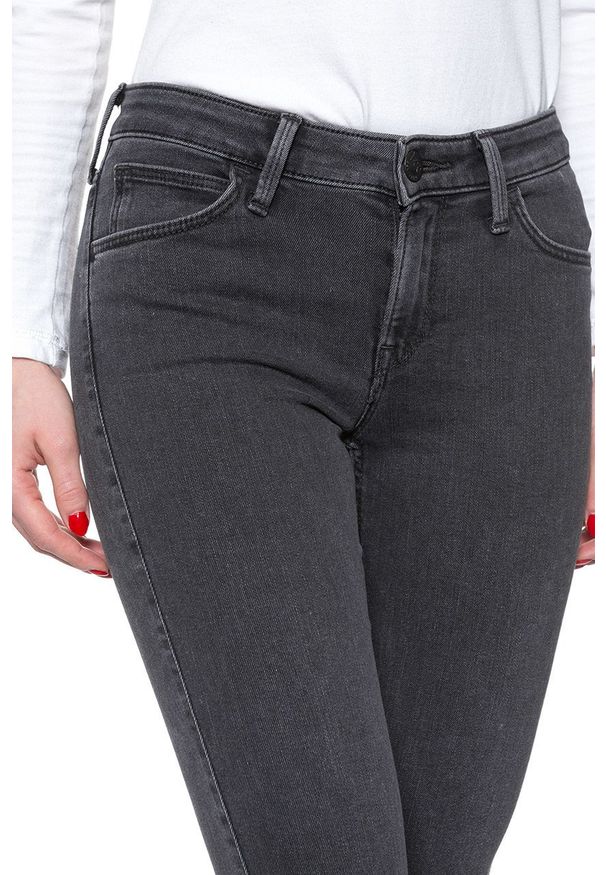 Lee - SPODNIE DAMSKIE LEE SCARLETT CROPPED CONCRETE GREY L30CYGCM 112106405