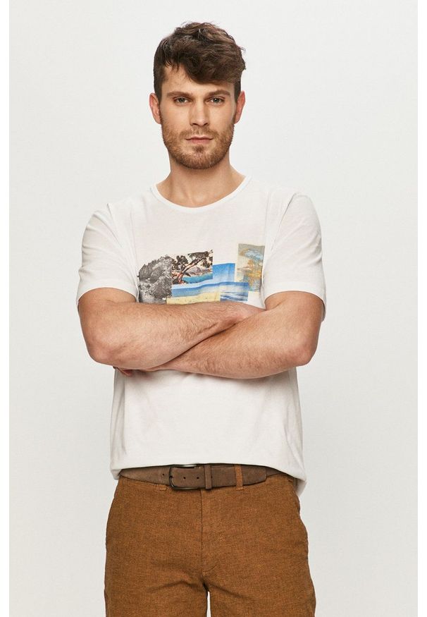 Lee - T-shirt. Okazja: na co dzień. Kolor: biały. Materiał: bawełna, dzianina. Wzór: nadruk. Styl: casual