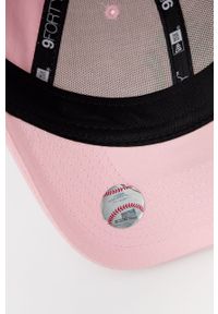 New Era czapka bawełniana kolor różowy z aplikacją. Kolor: różowy. Materiał: bawełna. Wzór: aplikacja #3