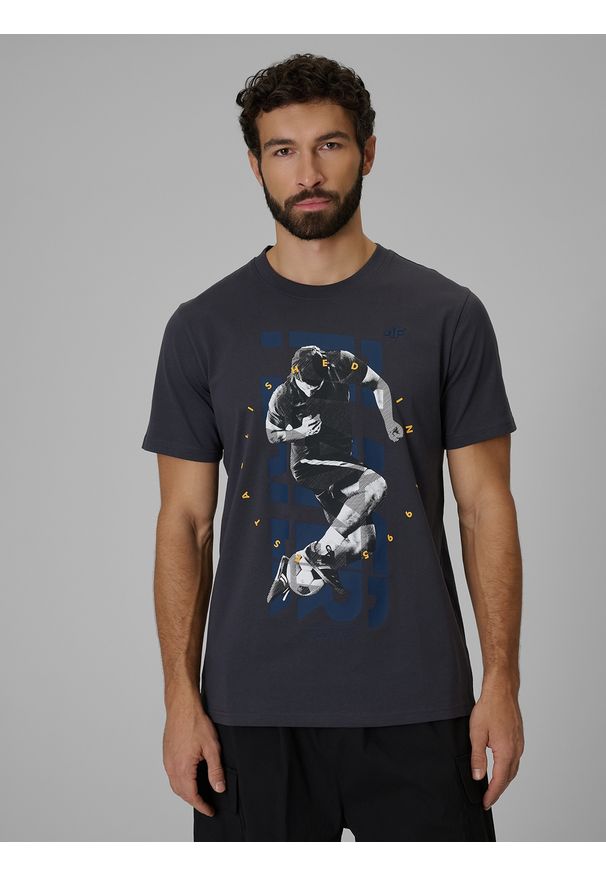 4f - 4F T-shirt regular z nadrukiem męski - szary XL. Okazja: na co dzień. Kolor: szary. Materiał: jersey, bawełna, materiał. Długość rękawa: krótki rękaw. Długość: krótkie. Wzór: nadruk. Styl: casual, klasyczny, sportowy