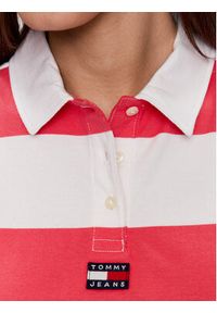 Tommy Jeans Polo DW0DW15325 Różowy Relaxed Fit. Typ kołnierza: polo. Kolor: różowy. Materiał: bawełna