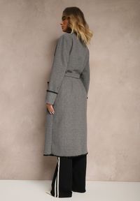 Renee - Szary Płaszcz Szlafrokowy z Wiązanym Paskiem Zdobiony Przeszyciami Enamia. Okazja: na co dzień. Kolor: szary. Materiał: jeans. Długość rękawa: długi rękaw. Długość: długie. Wzór: aplikacja. Styl: elegancki, casual #3