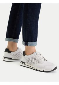 Caprice Sneakersy 9-23752-46 Biały. Kolor: biały. Materiał: skóra #1