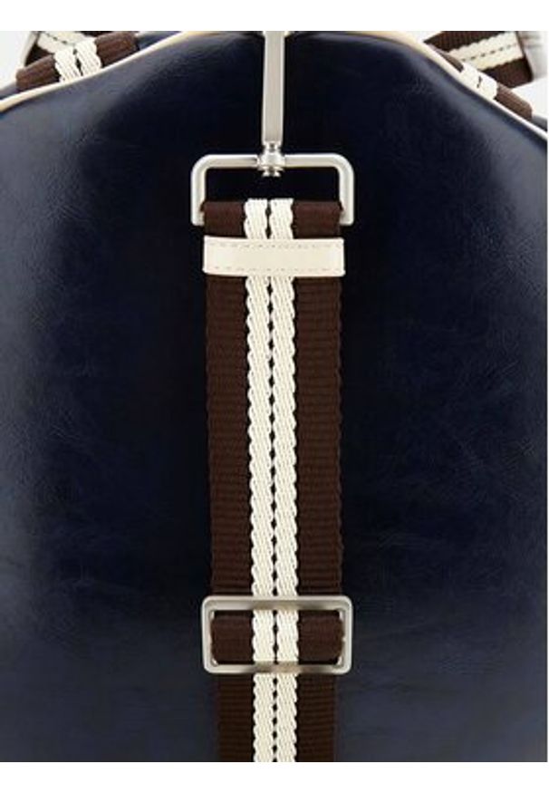 Guess Torba weekendowa 182778 Niebieski. Kolor: niebieski