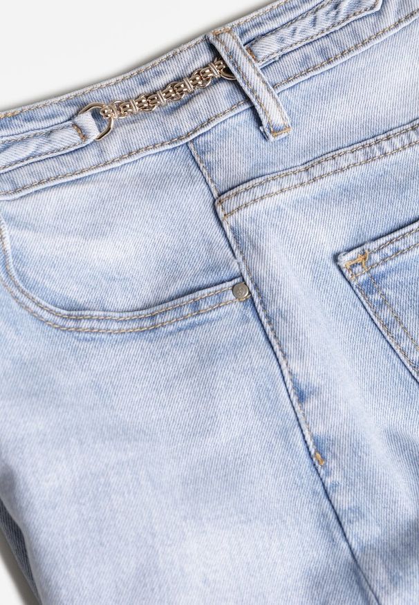 Born2be - Niebieskie Jeansy o Fasonie Slouchy z Wysokim Stanem Zarinvia. Okazja: na co dzień, na spotkanie biznesowe, do pracy. Stan: podwyższony. Kolor: niebieski. Styl: casual, biznesowy, klasyczny