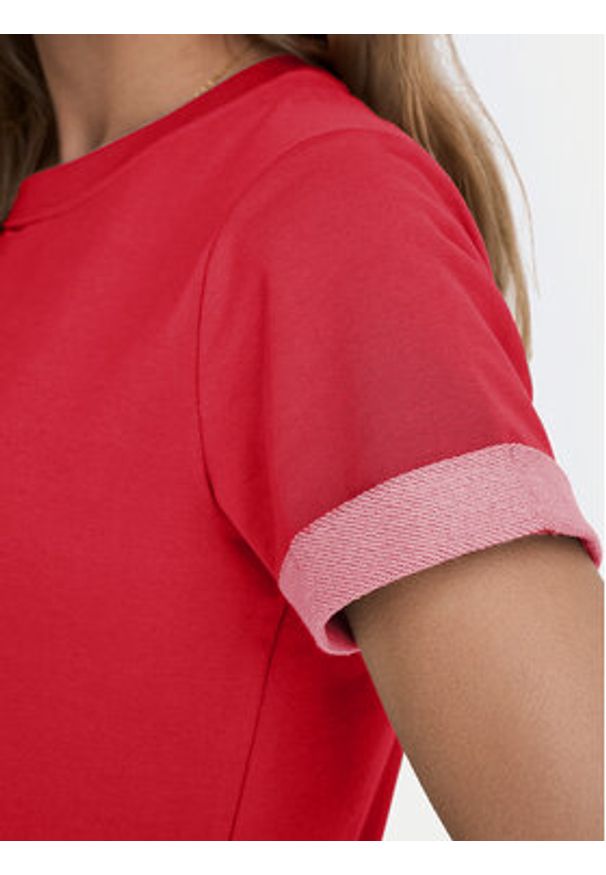 JDY Sukienka codzienna Ivy 15174793 Czerwony Regular Fit. Okazja: na co dzień. Kolor: czerwony. Materiał: syntetyk, bawełna. Typ sukienki: proste. Styl: casual