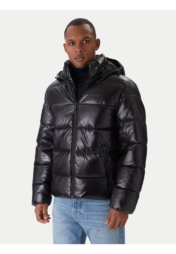 Calvin Klein Kurtka zimowa LV04LD539G Czarny Regular Fit. Kolor: czarny. Materiał: syntetyk. Sezon: zima