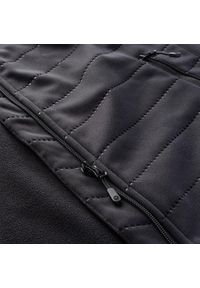 Hi-tec - Bezrękawnik Męska Softshell Octavio. Kolor: czarny. Materiał: softshell. Długość rękawa: bez rękawów. Sport: turystyka piesza