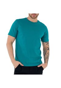 Koszulka Champion Embroidered Comfort Fit Cotton 218496-BS165 - niebieska. Kolor: niebieski. Materiał: materiał, bawełna. Długość rękawa: krótki rękaw. Długość: krótkie. Sezon: lato #1