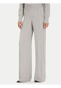Guess Spodnie dzianinowe W5BB52 Z1192 Szary Regular Fit. Kolor: szary. Materiał: syntetyk