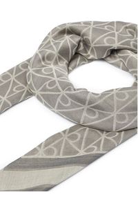 Calvin Klein Chusta Emblem Aop Jacquard Square Scarf LV04F8080G Granatowy. Kolor: niebieski #2